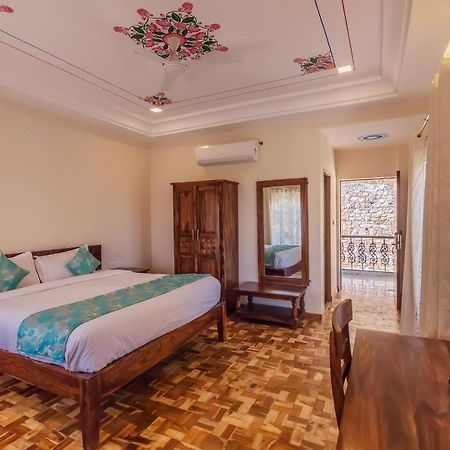 Kumbhalgarh Fort Resort-Pure Veg Exterior photo