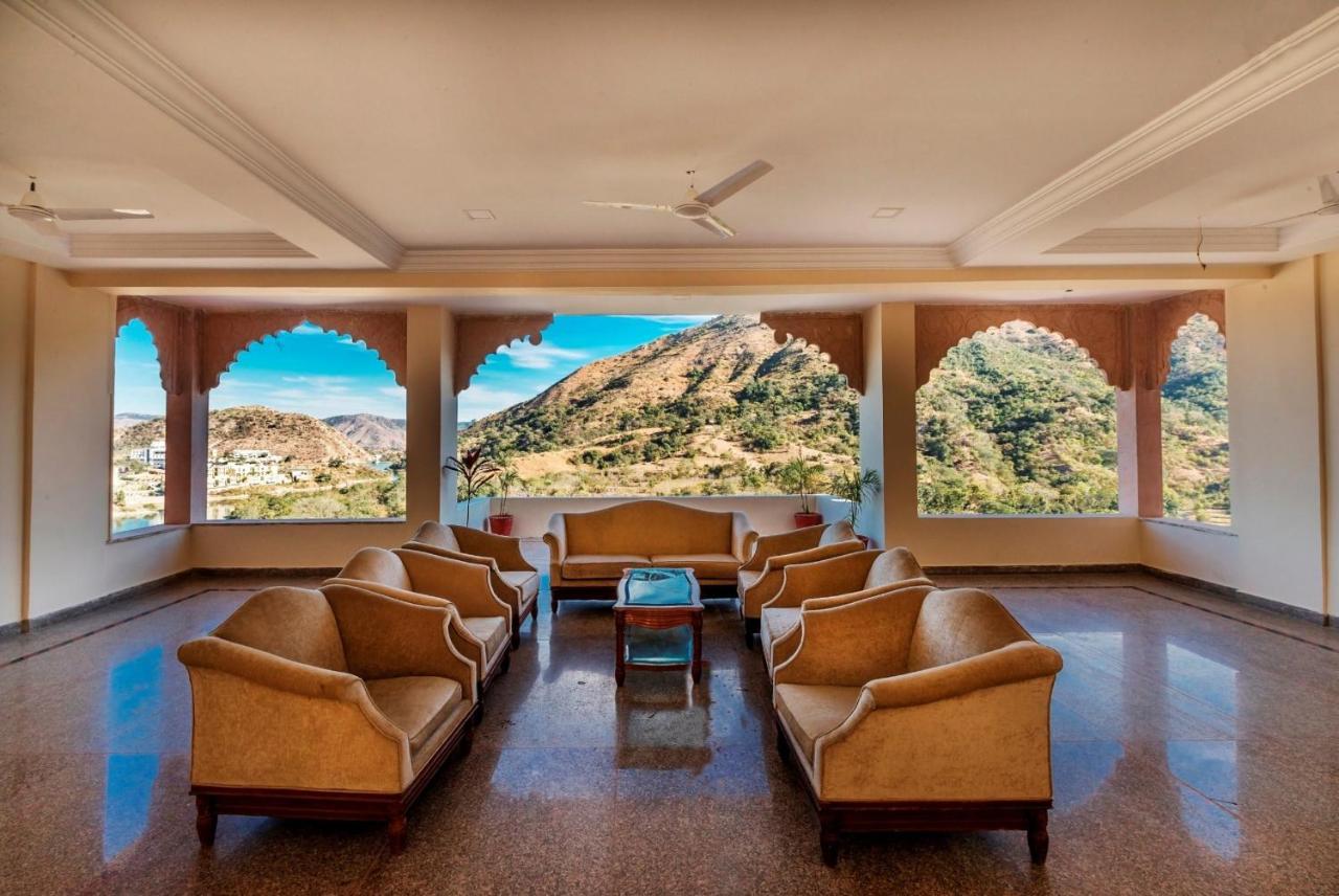 Kumbhalgarh Fort Resort-Pure Veg Exterior photo
