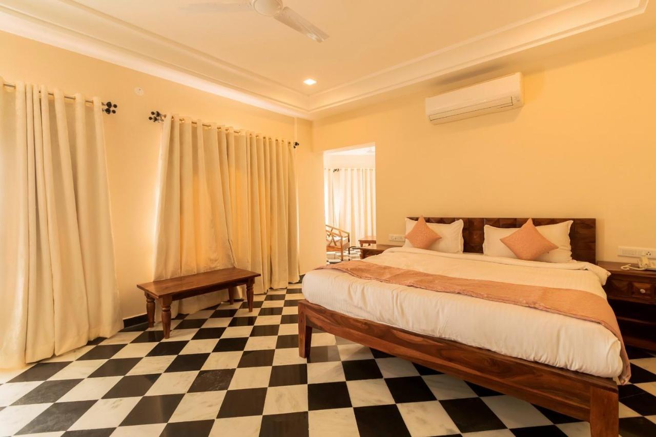 Kumbhalgarh Fort Resort-Pure Veg Exterior photo