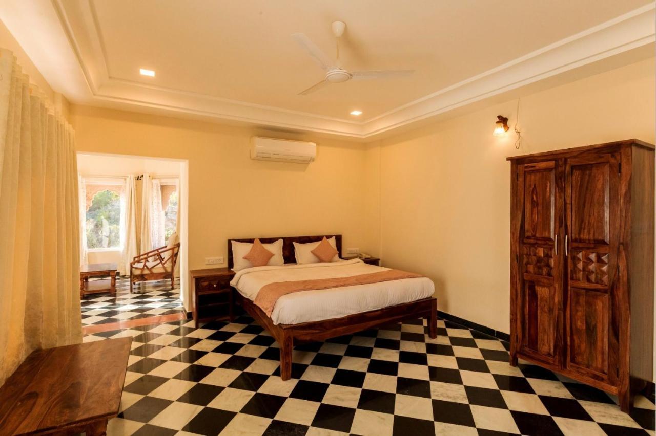Kumbhalgarh Fort Resort-Pure Veg Exterior photo